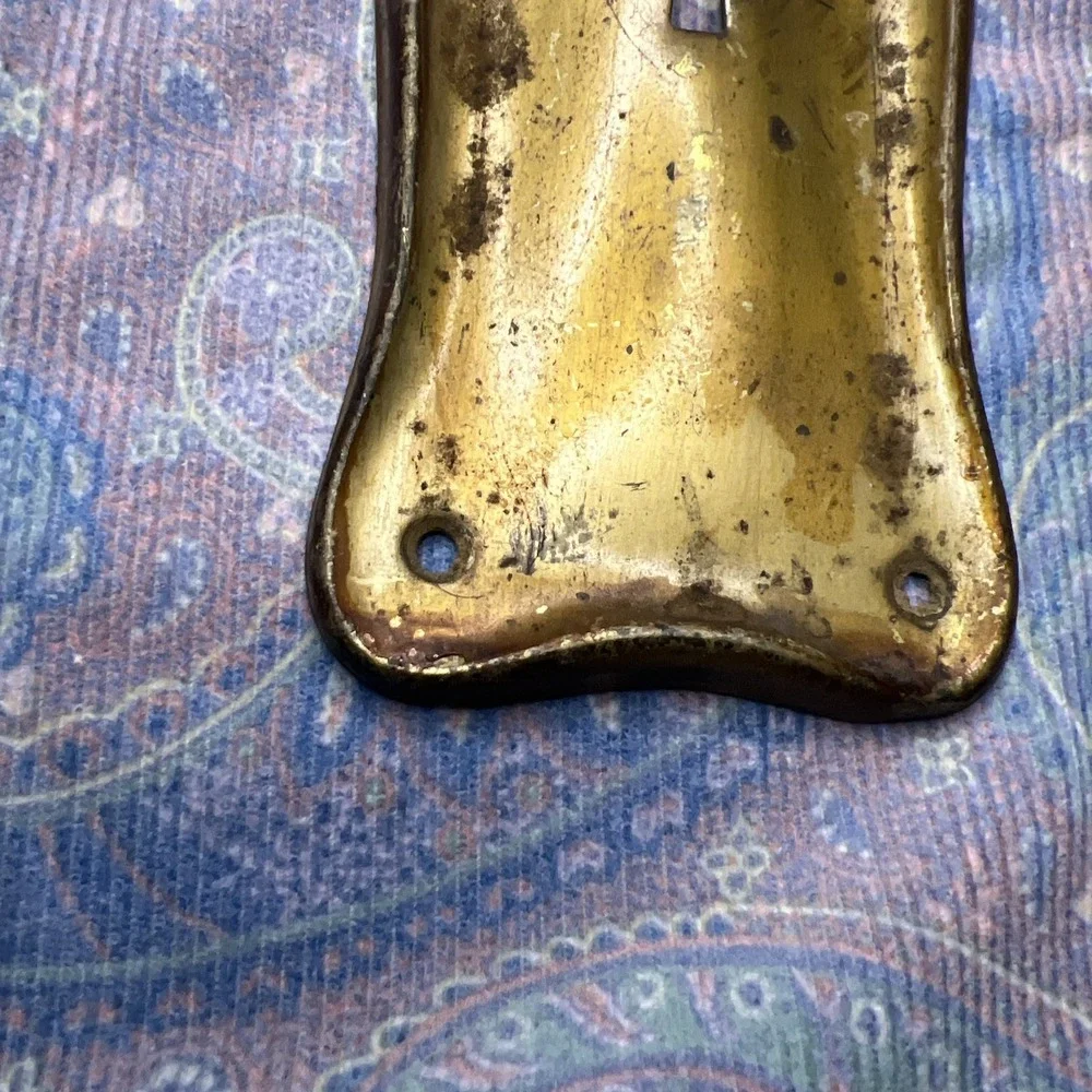 Set Of 2 Antique Victorian Brass Door Knob Backplates Keyhole Cast - Picture 3 of 10